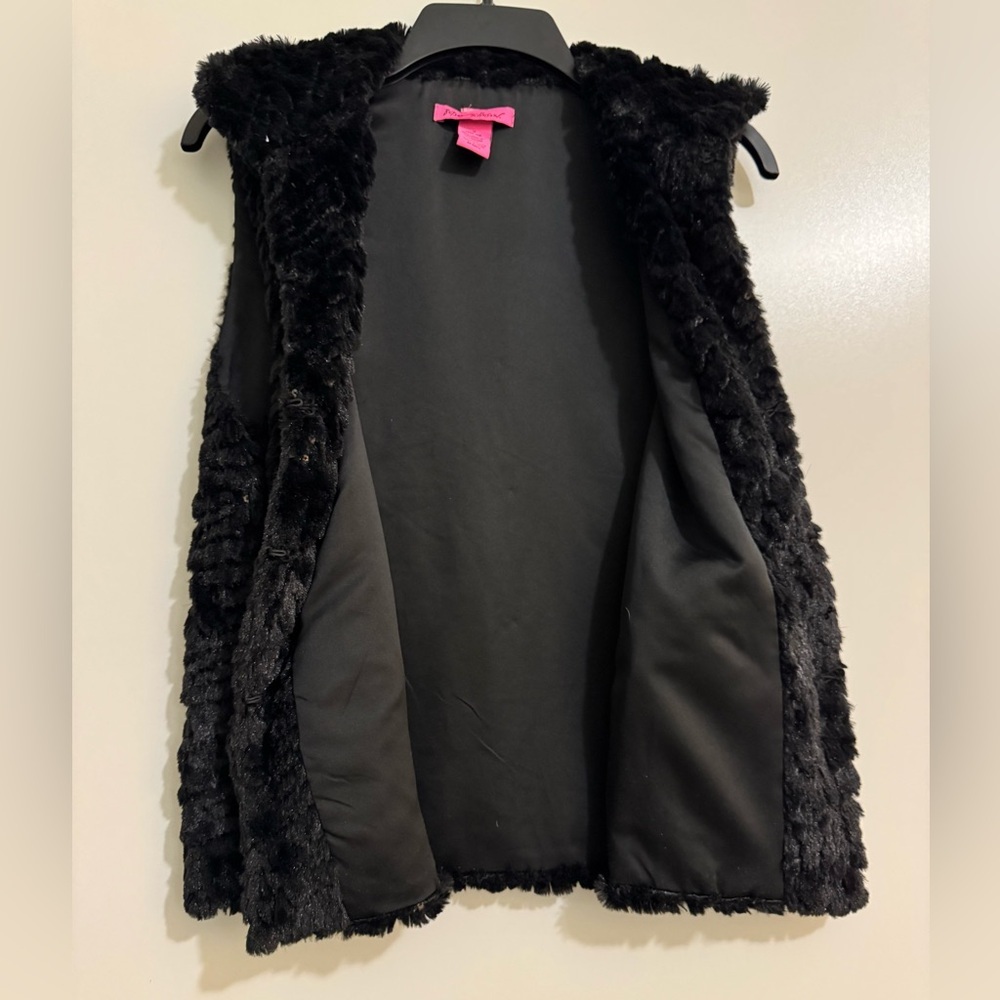 Betsey Johnson Black Faux Fur Vest - Picture 5 of 10